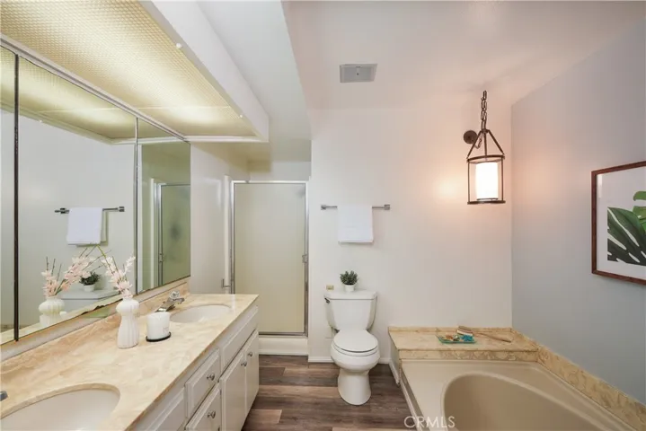 883 Katella Street, Laguna Beach, California 92651