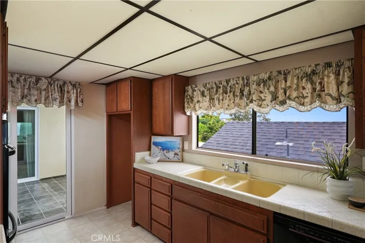 883 Katella Street, Laguna Beach, California 92651