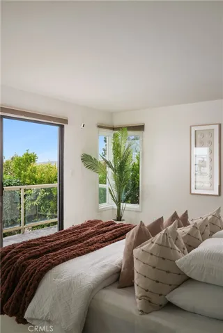 883 Katella Street, Laguna Beach, California 92651