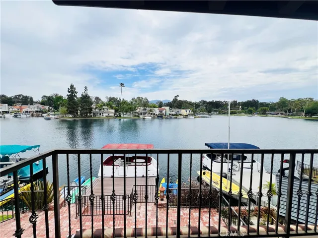 22005 Arrowhead Lane, Lake Forest, California 92630