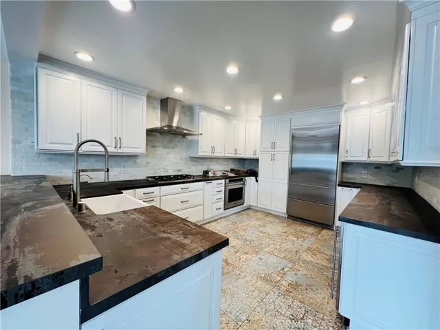 22005 Arrowhead Lane, Lake Forest, California 92630