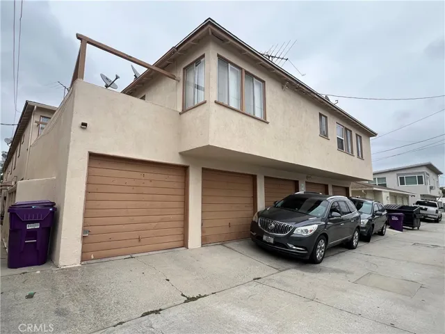 1110 E Carson Street, Long Beach, California 90807