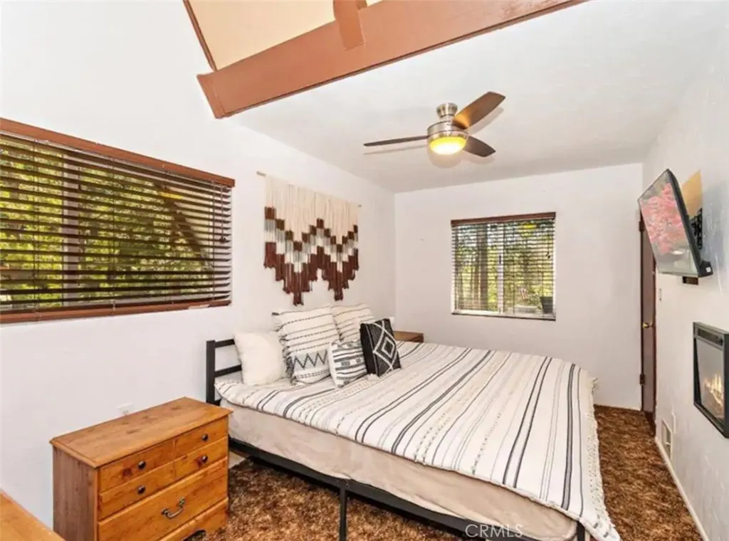 1144 S Sheephorn Road, Big Bear City, California 92314 home-pic-16