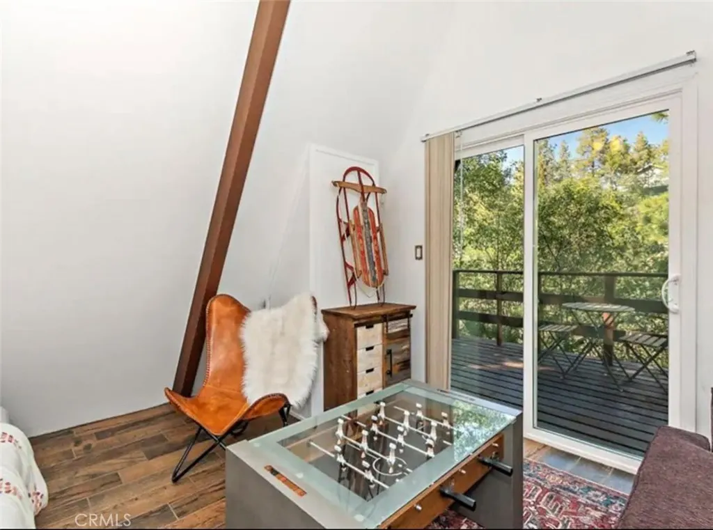 1144 S Sheephorn Road, Big Bear City, California 92314 home-pic-22