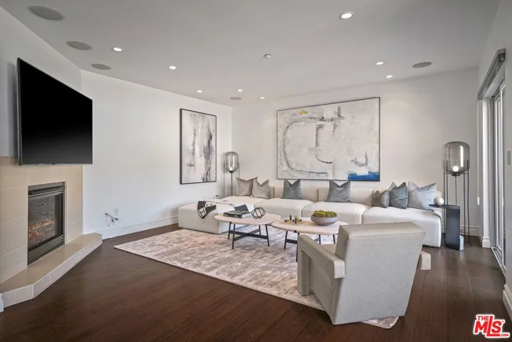 1248 N Laurel Avenue Ph#1, West Hollywood, California 90046