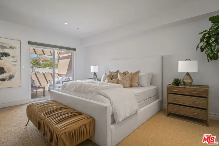 1248 N Laurel Avenue Ph#1, West Hollywood, California 90046