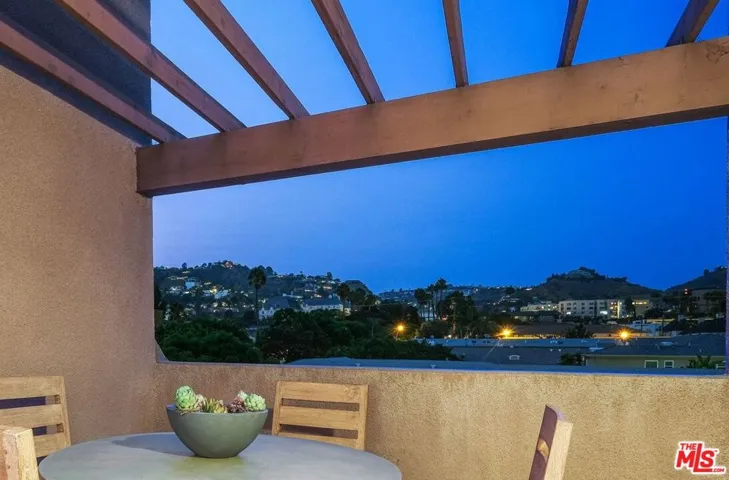 1248 N Laurel Avenue Ph#1, West Hollywood, California 90046