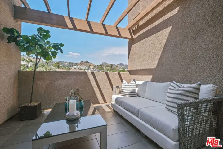 1248 N Laurel Avenue Ph#1, West Hollywood, California 90046