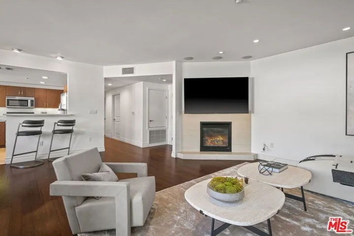 1248 N Laurel Avenue Ph#1, West Hollywood, California 90046