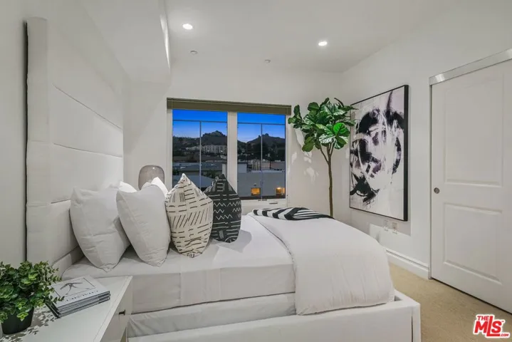 1248 N Laurel Avenue Ph#1, West Hollywood, California 90046