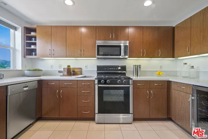 1248 N Laurel Avenue Ph#1, West Hollywood, California 90046