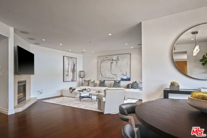 1248 N Laurel Avenue Ph#1, West Hollywood, California 90046