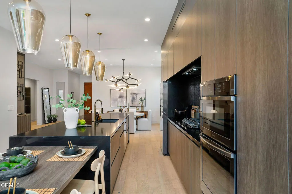 5622 Natick Avenue, Sherman Oaks, California 91411 home-pic-7