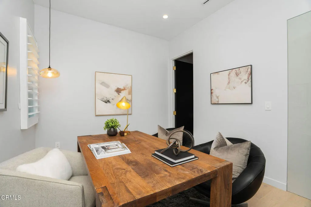 5622 Natick Avenue, Sherman Oaks, California 91411 home-pic-20