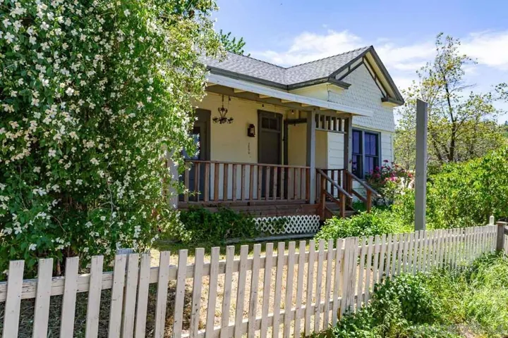 2605 Washington Street, Julian, California 92036