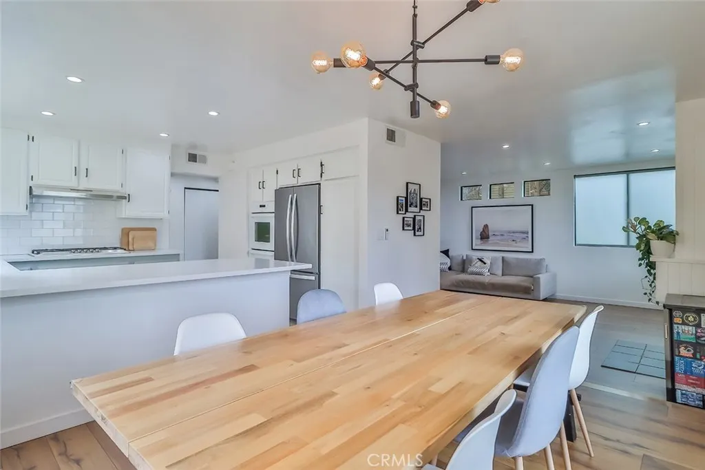 1325 26th Street A, Santa Monica, California 90404 home-pic-11