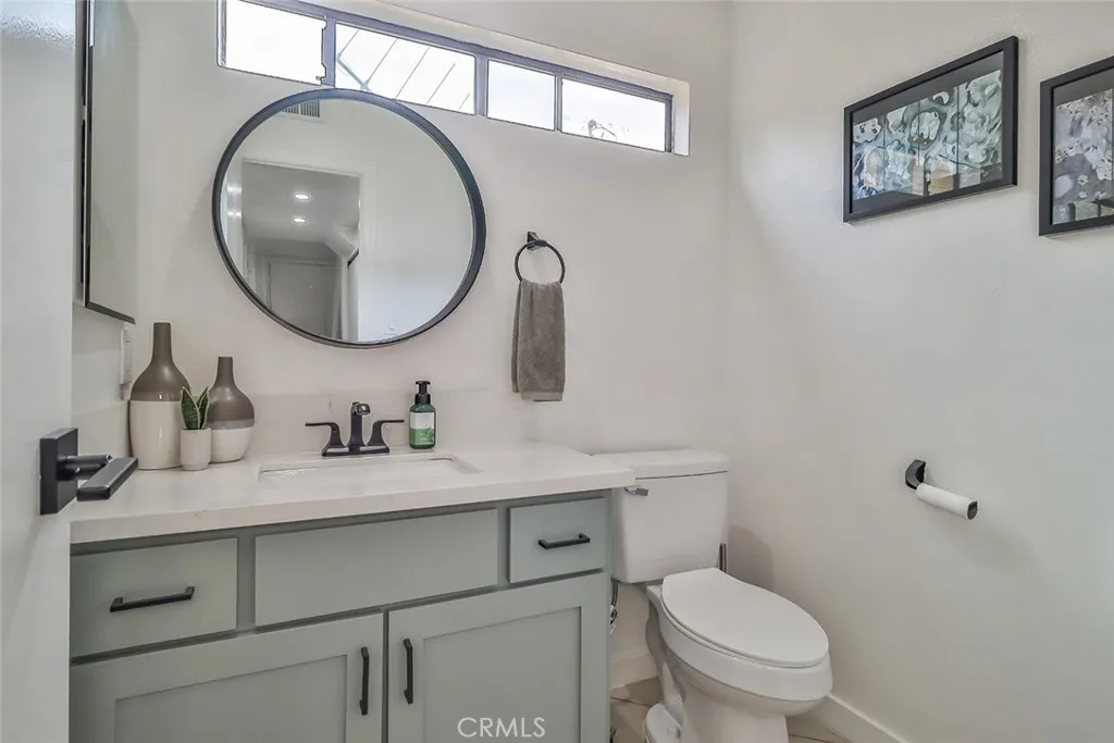 1325 26th Street A, Santa Monica, California 90404 home-pic-16