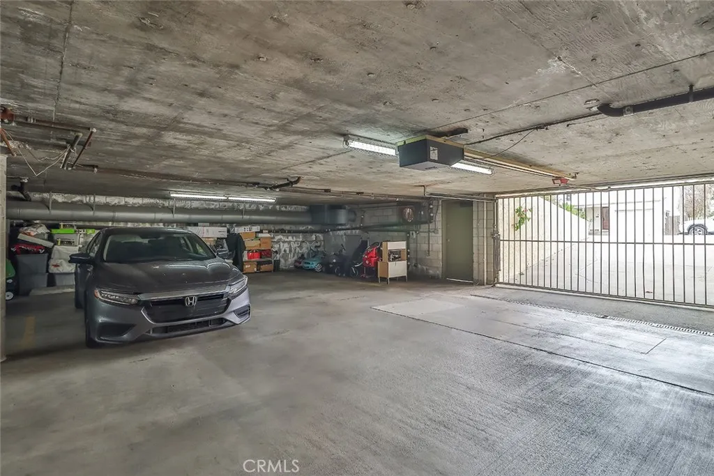 1325 26th Street A, Santa Monica, California 90404 home-pic-36