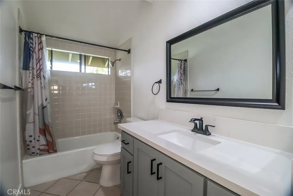 1325 26th Street A, Santa Monica, California 90404 home-pic-33