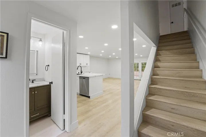 23821 Hillhurst Drive 11, Laguna Niguel, California 92677