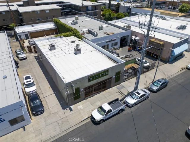 7246 Eton Avenue, Canoga Park, California 91303