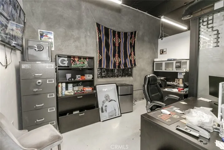 7246 Eton Avenue, Canoga Park, California 91303