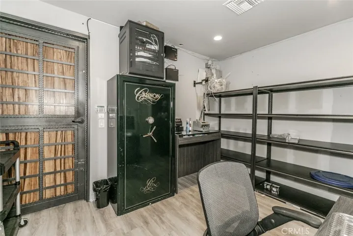 7246 Eton Avenue, Canoga Park, California 91303