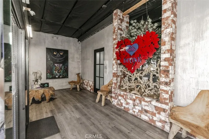 7246 Eton Avenue, Canoga Park, California 91303