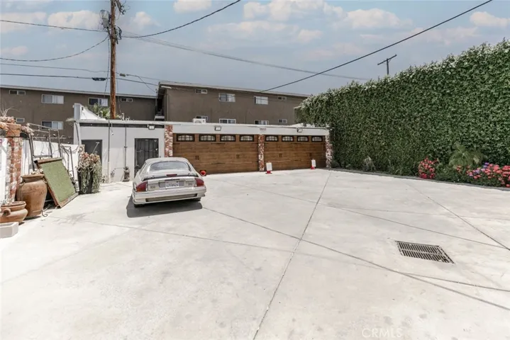 7246 Eton Avenue, Canoga Park, California 91303