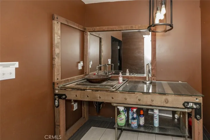 7246 Eton Avenue, Canoga Park, California 91303