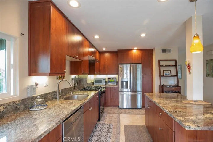 4 Amherst, Laguna Niguel, California 92677