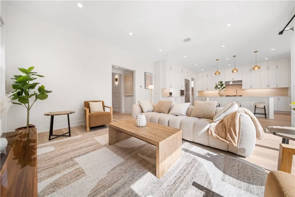 117 Eversedge, Irvine, California 92618 home-pic-24