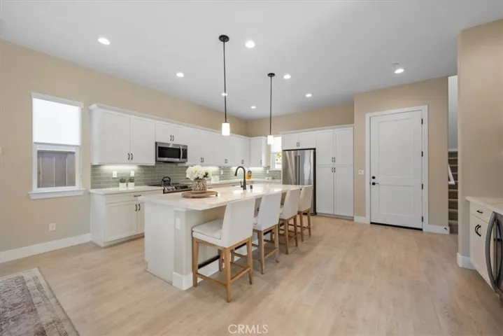 176 Tango Way, San Luis Obispo, California 93401