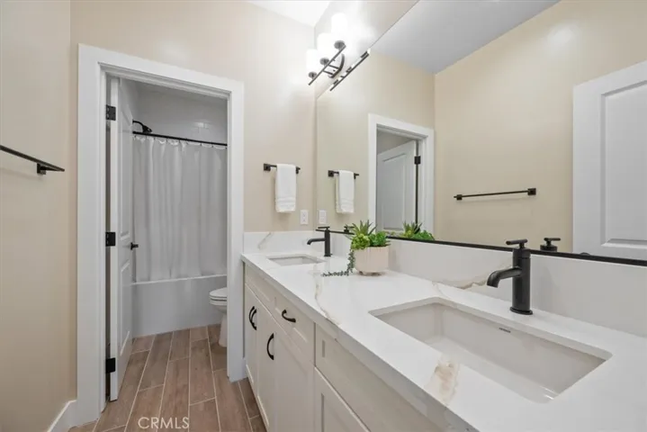176 Tango Way, San Luis Obispo, California 93401