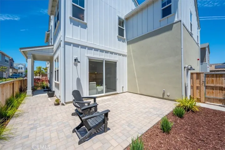 176 Tango Way, San Luis Obispo, California 93401