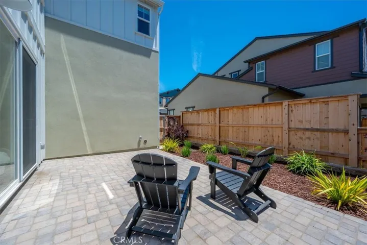 176 Tango Way, San Luis Obispo, California 93401