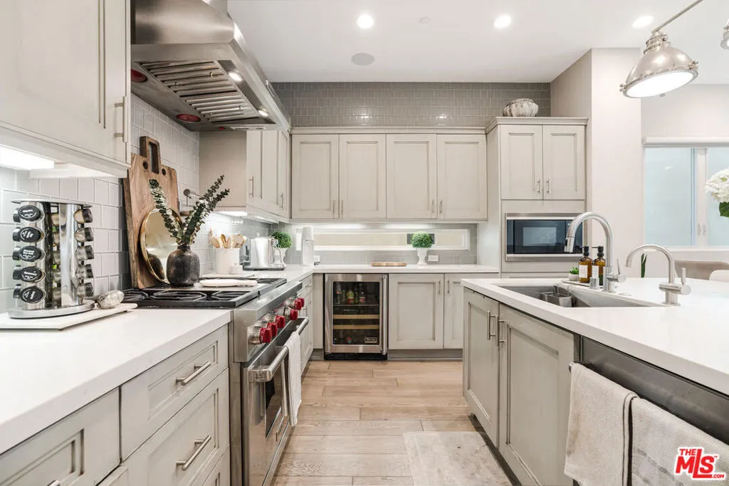 5929 Coral Place, Playa Vista, California 90094 home-pic-15