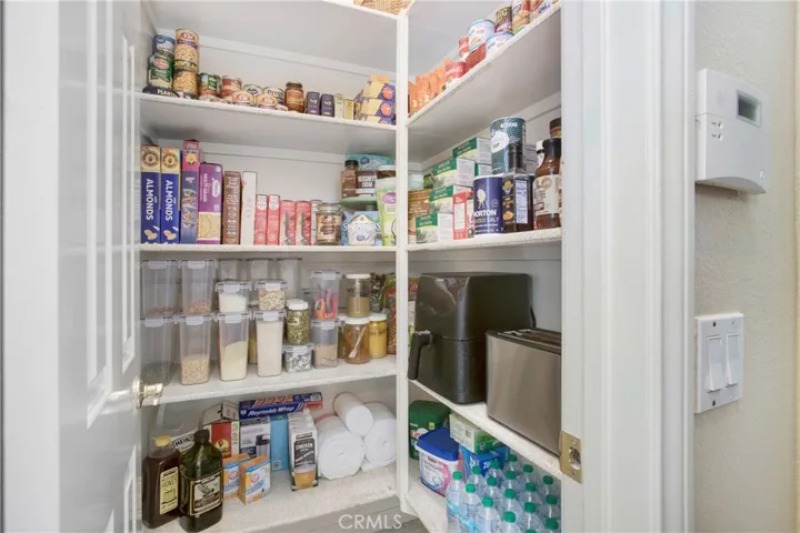 Walk in pantry