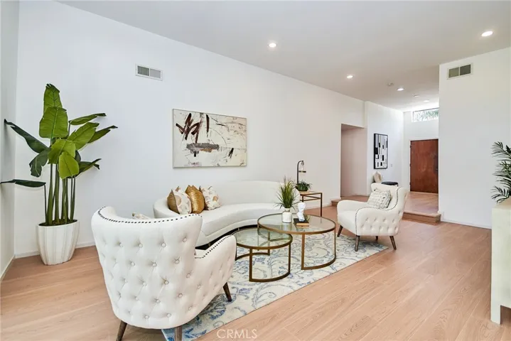 Family room to back yard