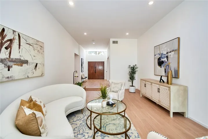 Living Room to main entrance