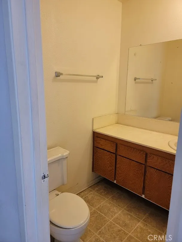 1582 Mitchell Avenue, Tustin, California 92780 home-pic-10