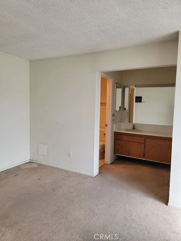 1582 Mitchell Avenue, Tustin, California 92780 home-pic-8