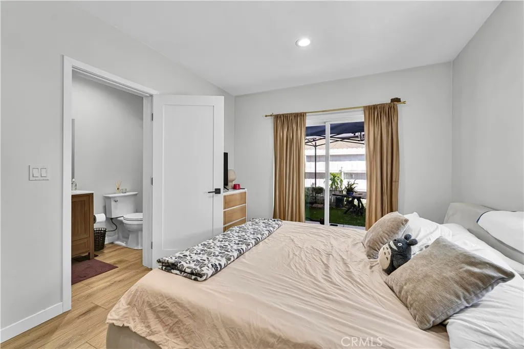 935 E Fairview Boulevard, Inglewood, California 90302 home-pic-29