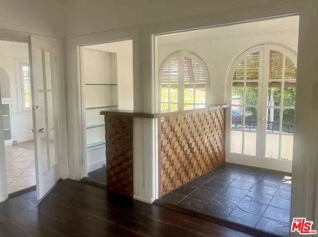 456 S Wilton Place, Los Angeles, California 90020