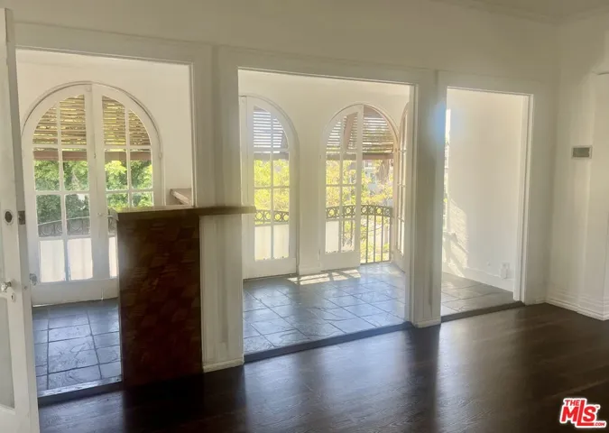 456 S Wilton Place, Los Angeles, California 90020