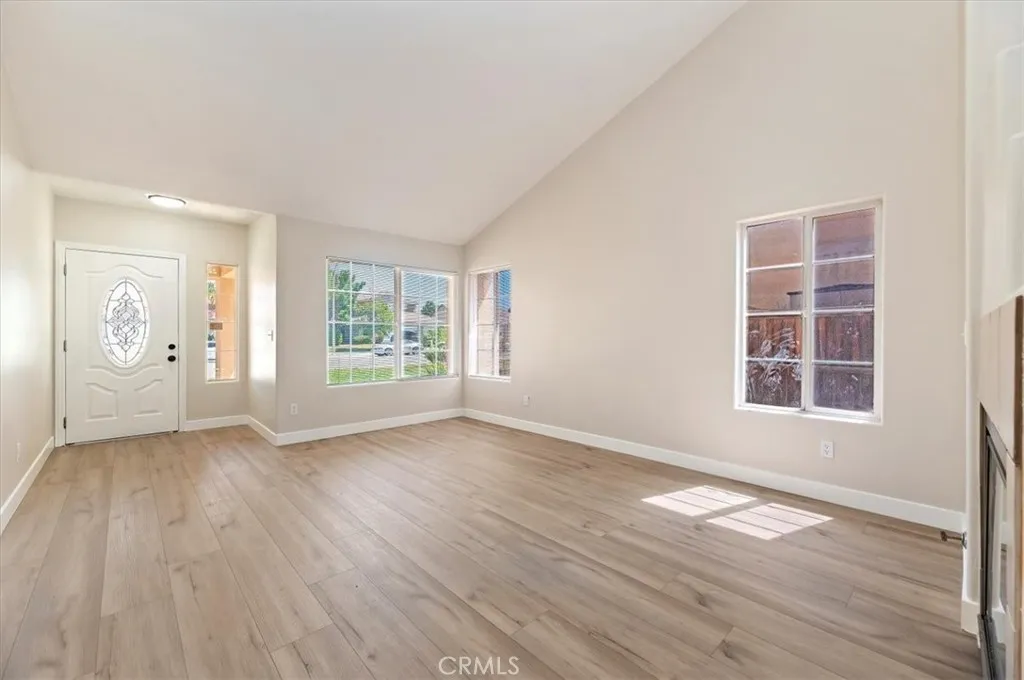 27541 Vanilla Court, Menifee, California 92585 home-pic-7