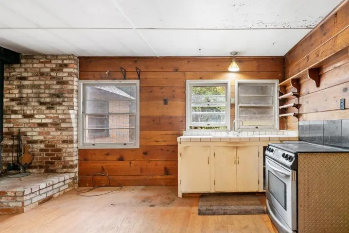 294 Ice Cream Grade, Santa Cruz, California 95060
