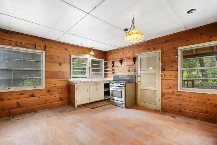 294 Ice Cream Grade, Santa Cruz, California 95060