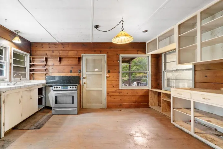 294 Ice Cream Grade, Santa Cruz, California 95060