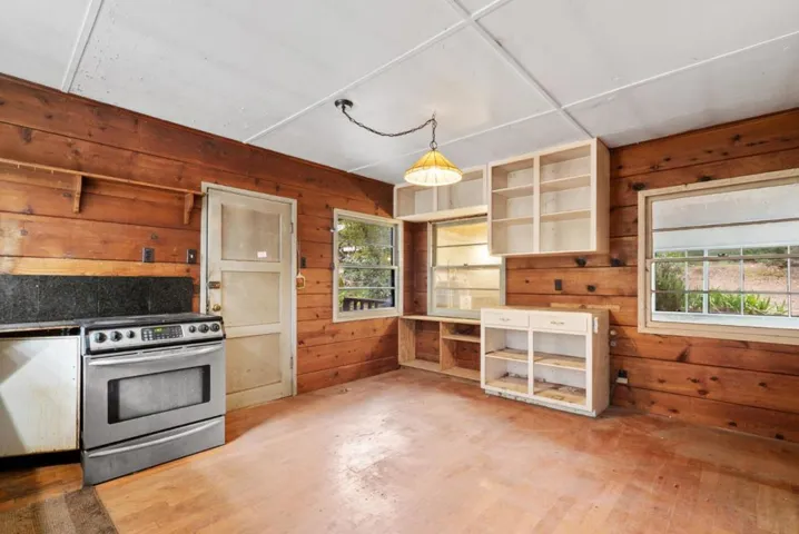 294 Ice Cream Grade, Santa Cruz, California 95060